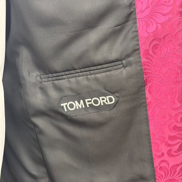 Tom Ford - Fuscia Floral Dinner Jacket - Picture 8 of 15